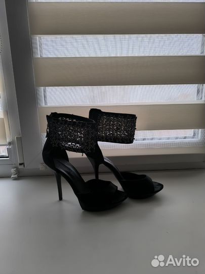 Босоножки женские 36 размер черные