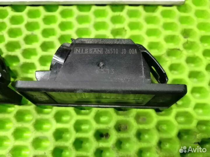 Плафон подсветки заднего номера Nissan Juke F15