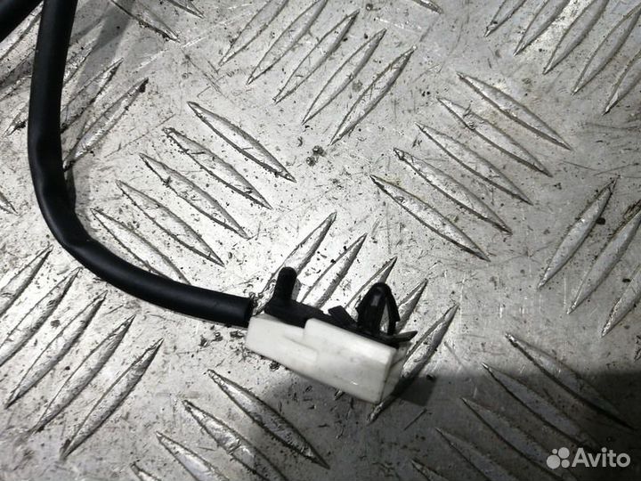 Ответная часть ремня безопасности передн. Note E11