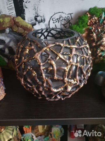 Ваза с декором