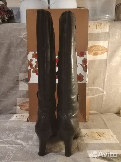 Сапоги Covani женские зимние нат.кожа и мех 39 р