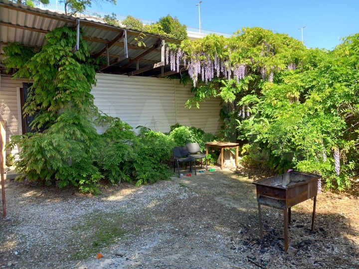 Коттедж 24 м² на участке 1 сот.