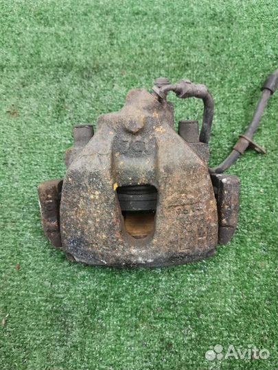 Суппорт тормозной передний левый Ford Ecosport 1.5