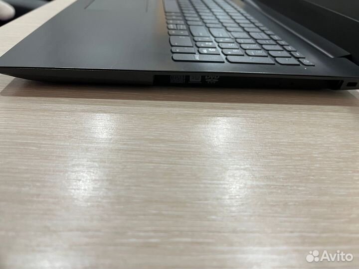 Быстрый ноутбук Lenovo для учёбы