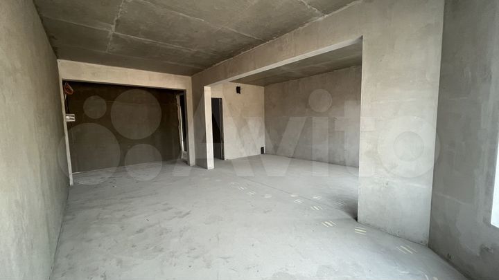 2-к. квартира, 79,6 м², 2/6 эт.