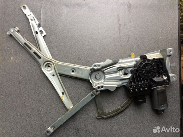 Стеклоподъёмник передний правый Opel Astra H