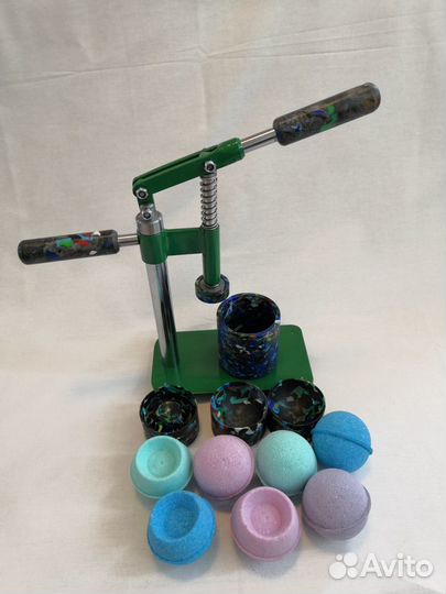 Пресс и формы для изготовления бомбочек для ванн