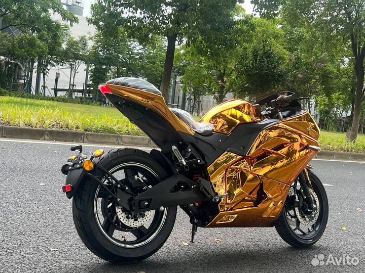 Электромотлцикл Ducati panigale