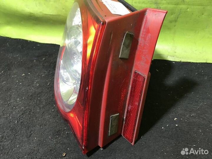 Фонарь задний левый Volkswagen Passat B6 2005