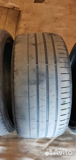 Pirelli P Zero 265/35 R20