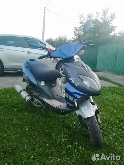 Скутер Flash 150сс