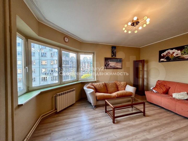 2-к. квартира, 68 м², 5/6 эт.