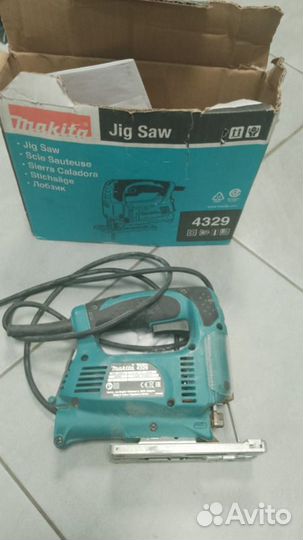 Лобзик Makita 4329