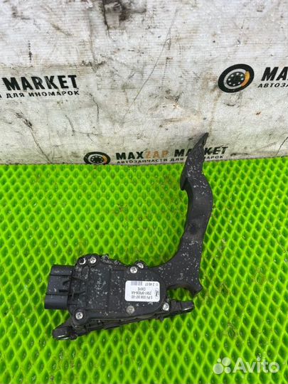 Педаль газа Ford Fusion 1.6 2007