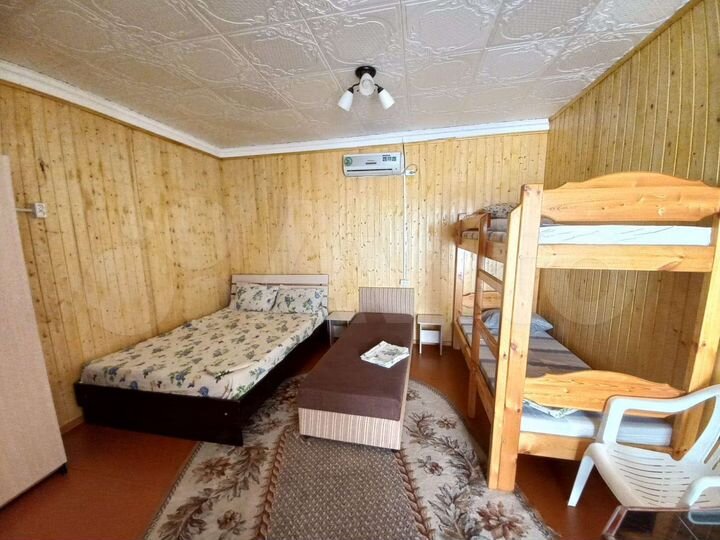 Комната 16 м² в 3-к., 1/1 эт.