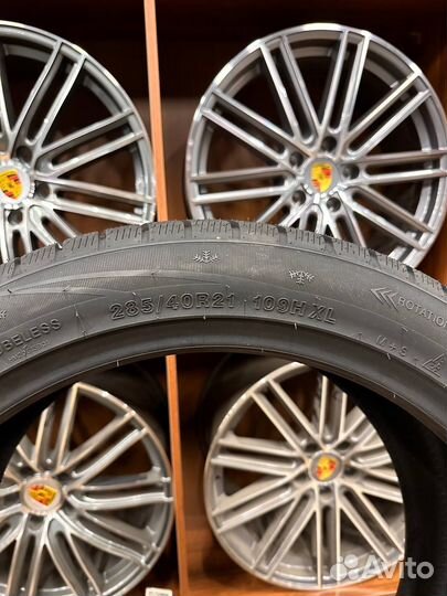 Grenlander IceHawke II 285/40 R21 109H
