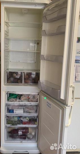 Холодильник Бирюса