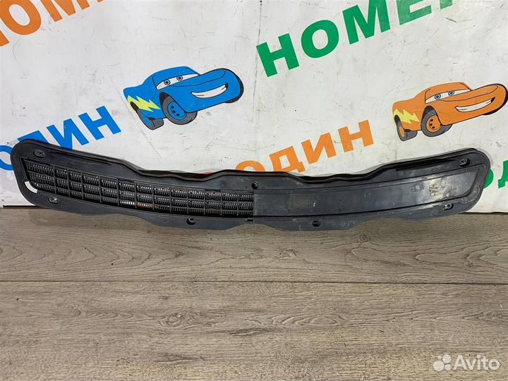 Решетка капота Mercedes Benz-Мерседес Бенц W210 E