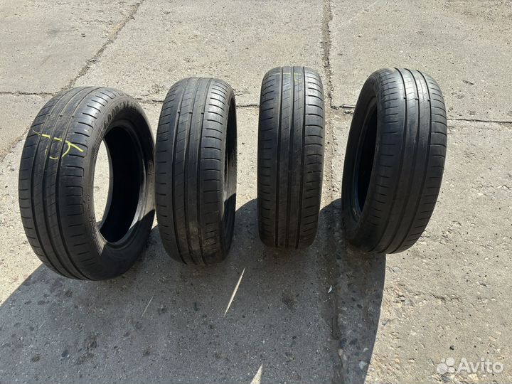 Goodyear EfficientGrip Performance 185/65 R15