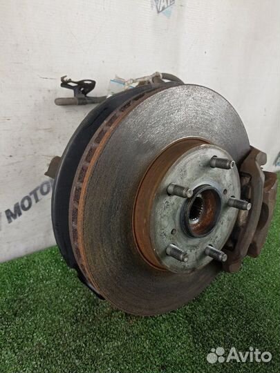 Ступица передняя правая Toyota Noah AZR60 1azfse