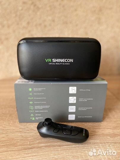 Очки виртуальной реальности с пультом