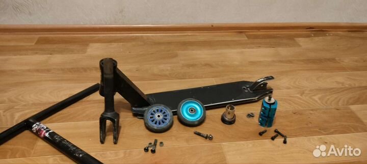 Запчасти от самоката