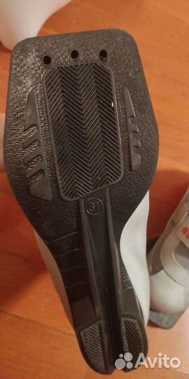 Лыжные ботинки