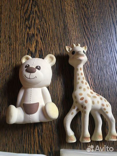 Книги и игрушки для малышей