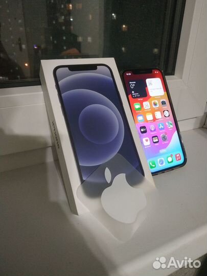 iPhone 12, 64 ГБ