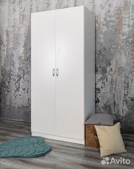 Шкаф белый Классик 1