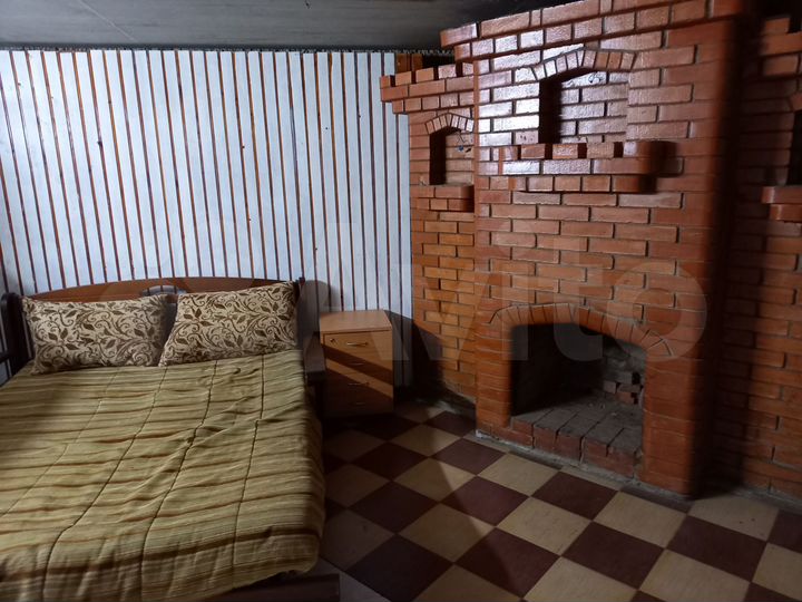 2-к. квартира, 80 м², 2/2 эт.