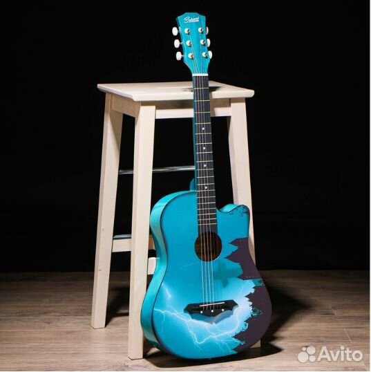 Гитара акустическая с рисунком