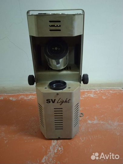 Световой прибор для дискотеки