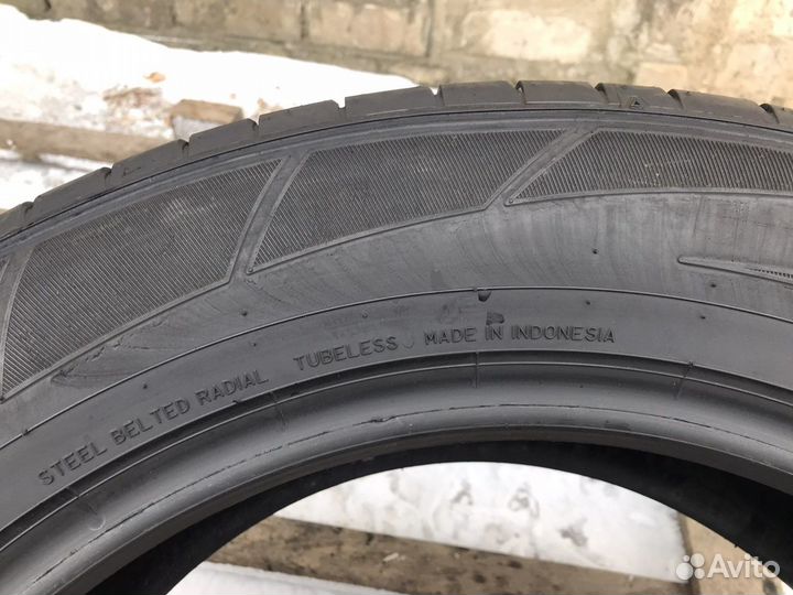 Dunlop SP Sport Maxx 050 235/60 R18 103H