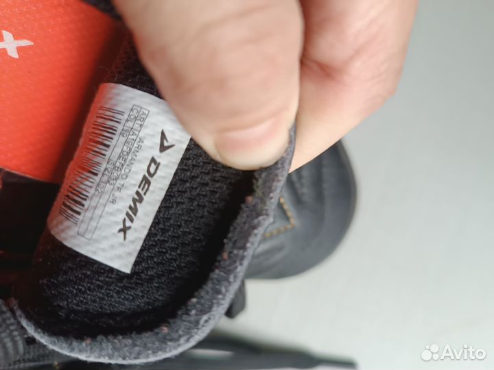 Бутсы кроссовки 32 р