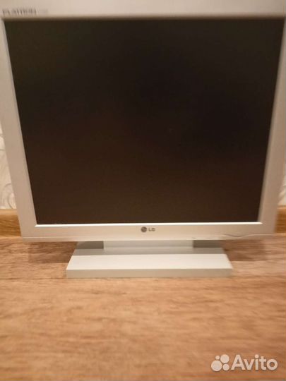 Монитор LG