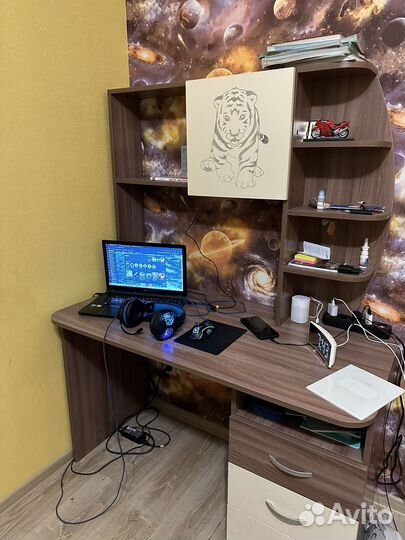 Стол для школьника