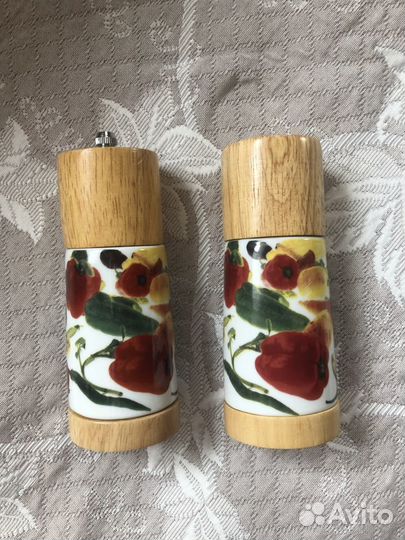 Набор мельниц для соли и перца