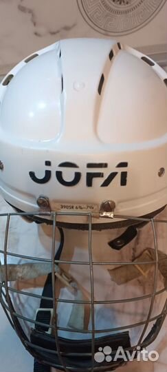 Шлем хоккейный детский белый