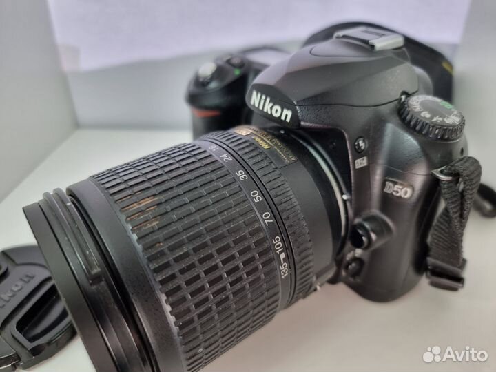 Зеркальный фотоаппарат nikon D50+18-135 F3.5