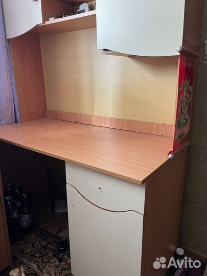 Письменный стол для школьника бу