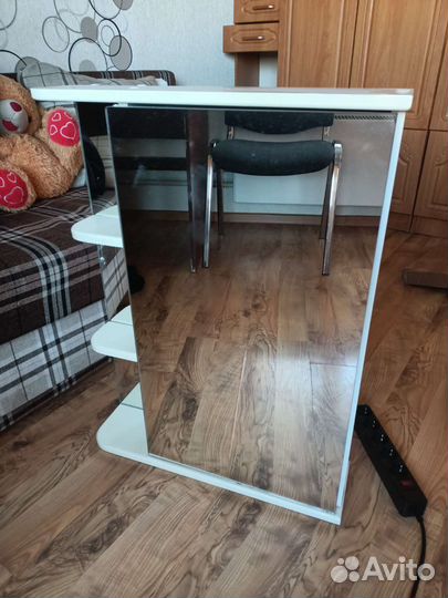 Зеркало шкаф в ванную