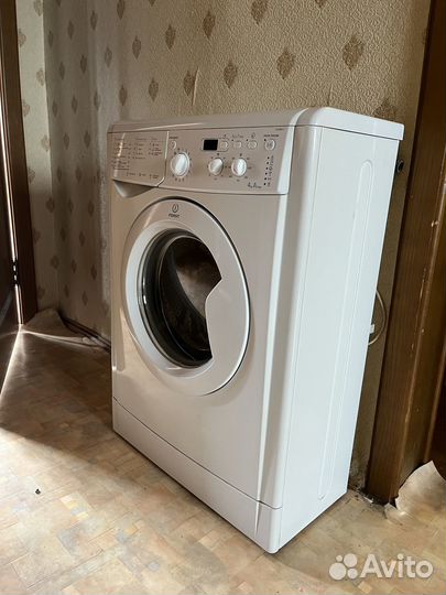 Стиральная машина Indesit iwub 4085 (CIS)