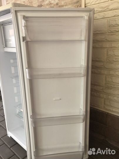 Холодильник бу маленький