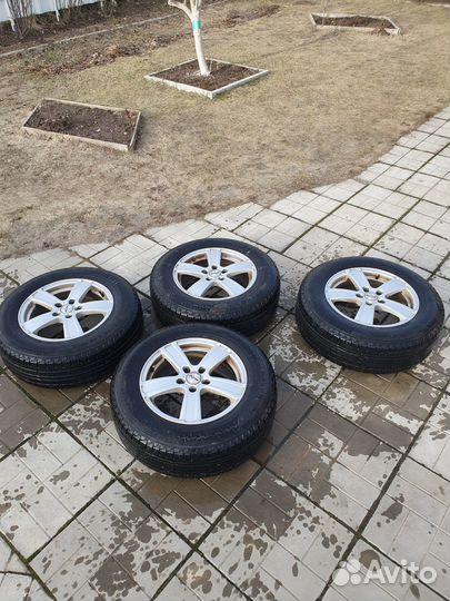 Колеса 215/70R16 Nokian Hakka