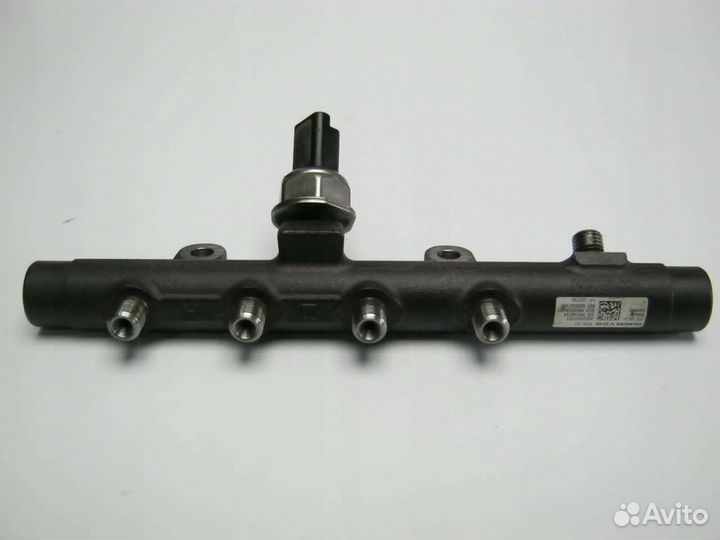 Рампа топливная Renault 8200397346