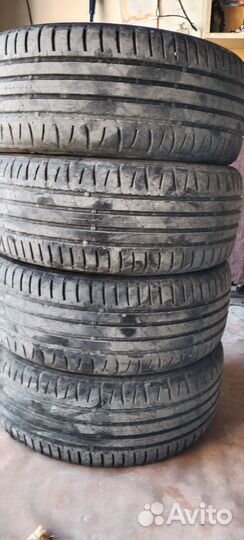 Nokian Tyres i3 215/50 R17