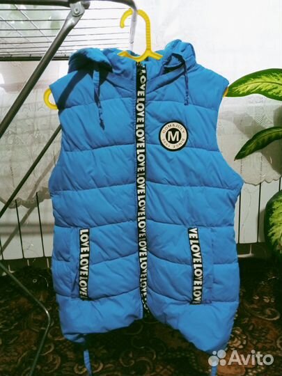 Жилет утепленный для девочки