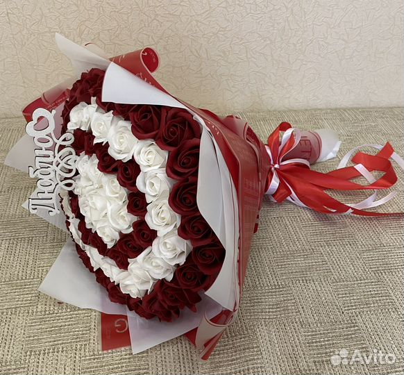 Букет из мыльных роз 65 шт )