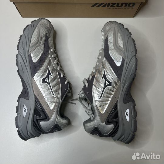 Кроссовки Mizuno FIY1 2K